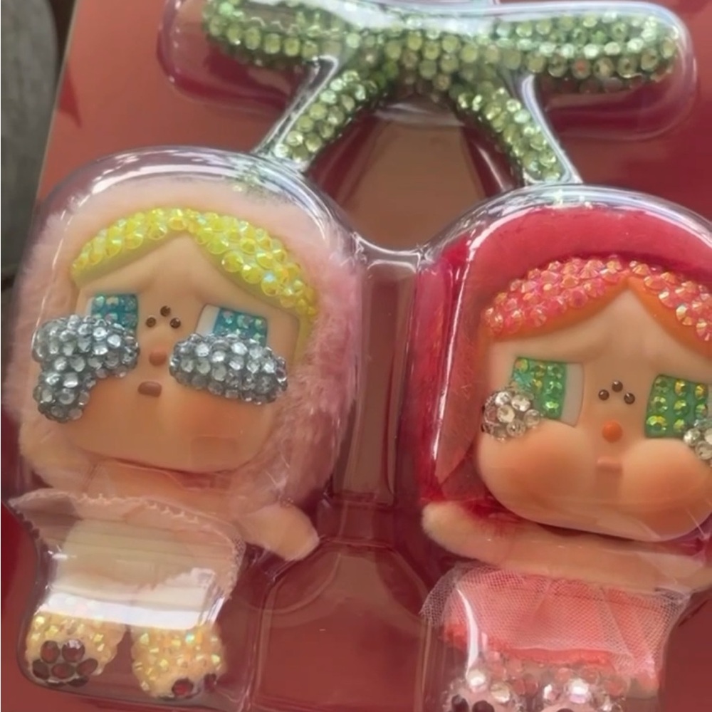 Authentic Pop Mart Crybaby, Love you Cherry much pendant.